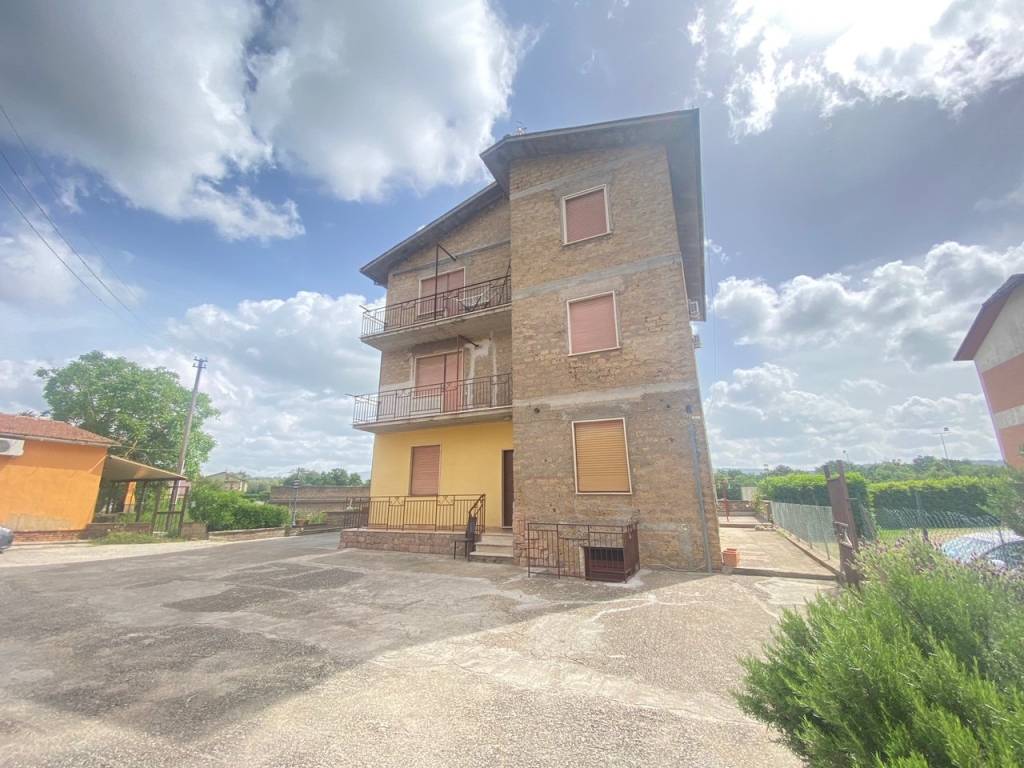 appartamento in vendita a Barbarano Romano