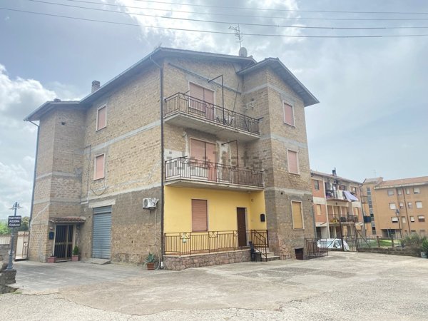 appartamento in vendita a Barbarano Romano