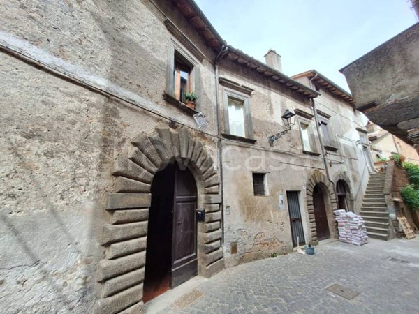appartamento in vendita a Barbarano Romano