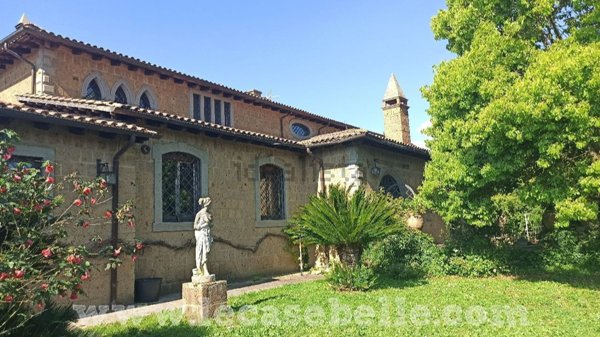 casa indipendente in vendita a Barbarano Romano