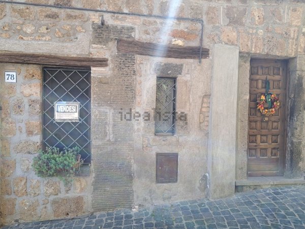 quadrivano in vendita a Barbarano Romano