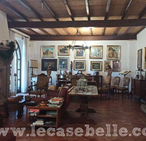 casa indipendente in vendita a Barbarano Romano