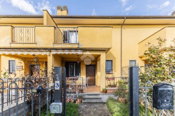 casa indipendente in vendita a Barbarano Romano