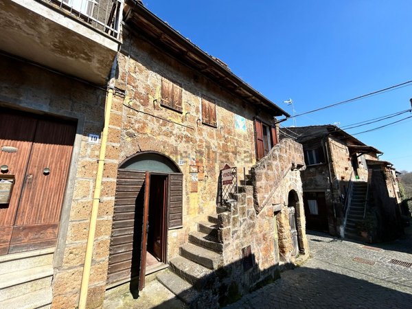 appartamento in vendita a Barbarano Romano