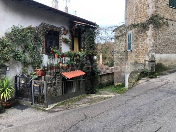 appartamento in vendita a Bassano Romano