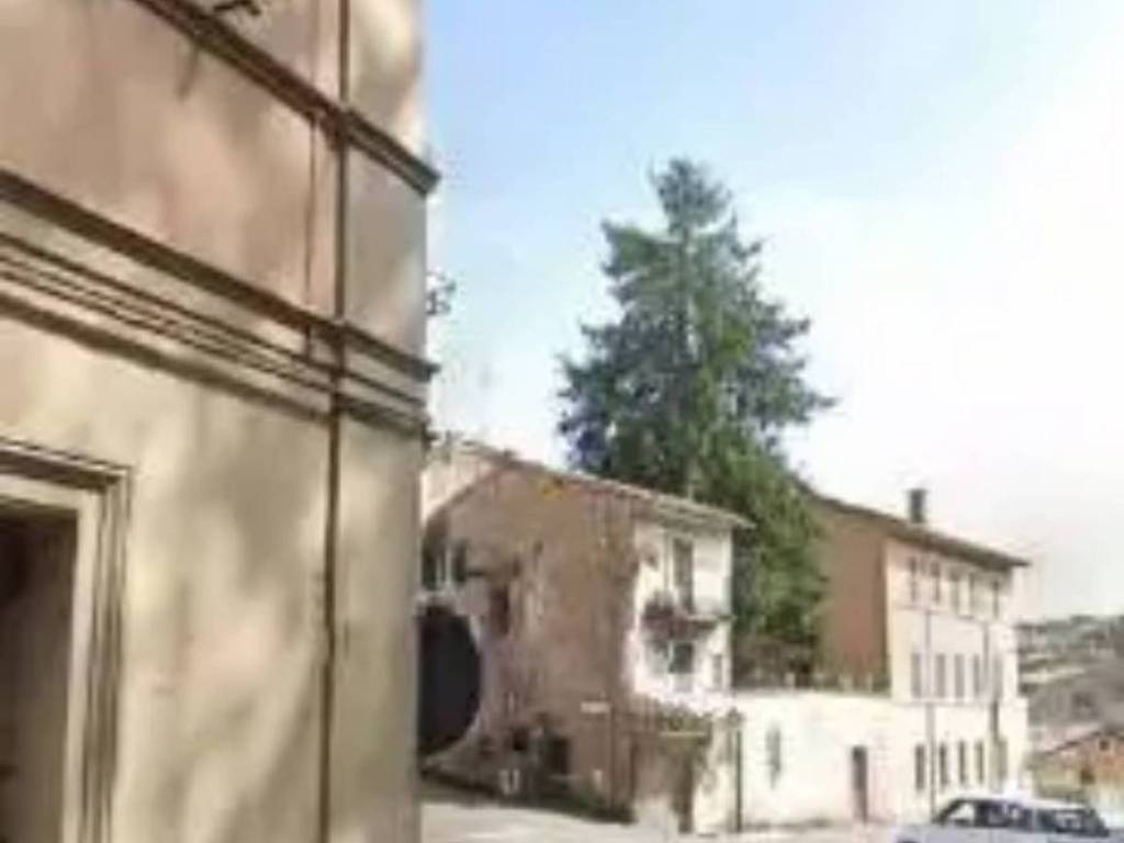 casa indipendente in vendita a Bassano Romano