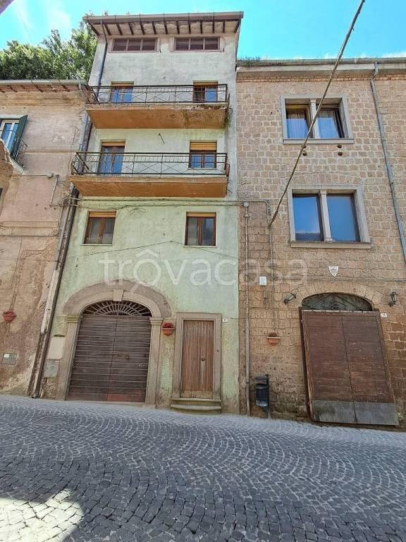 appartamento in vendita a Bassano Romano