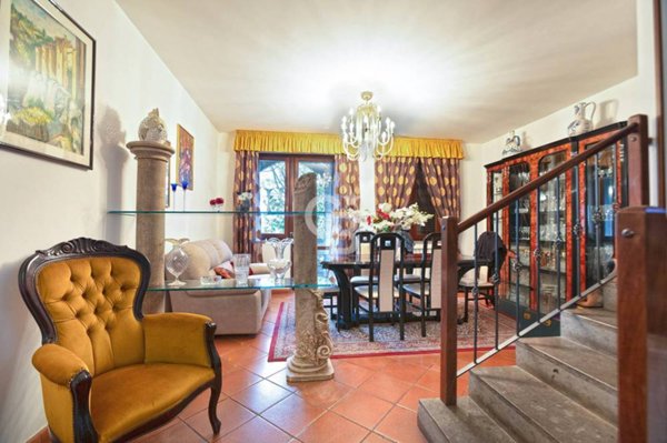 casa indipendente in vendita a Bassano Romano