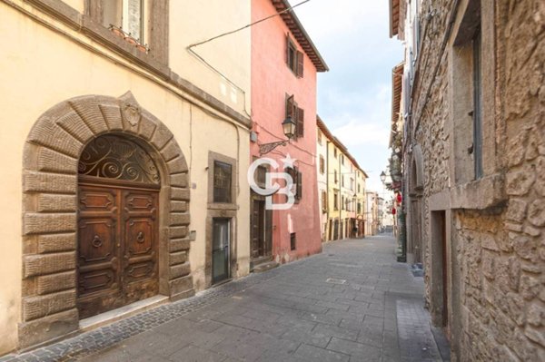 casa indipendente in vendita a Bassano Romano