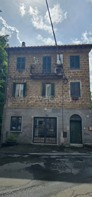 appartamento in vendita a Bassano Romano