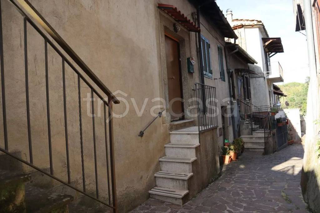 appartamento in vendita a Bassano Romano