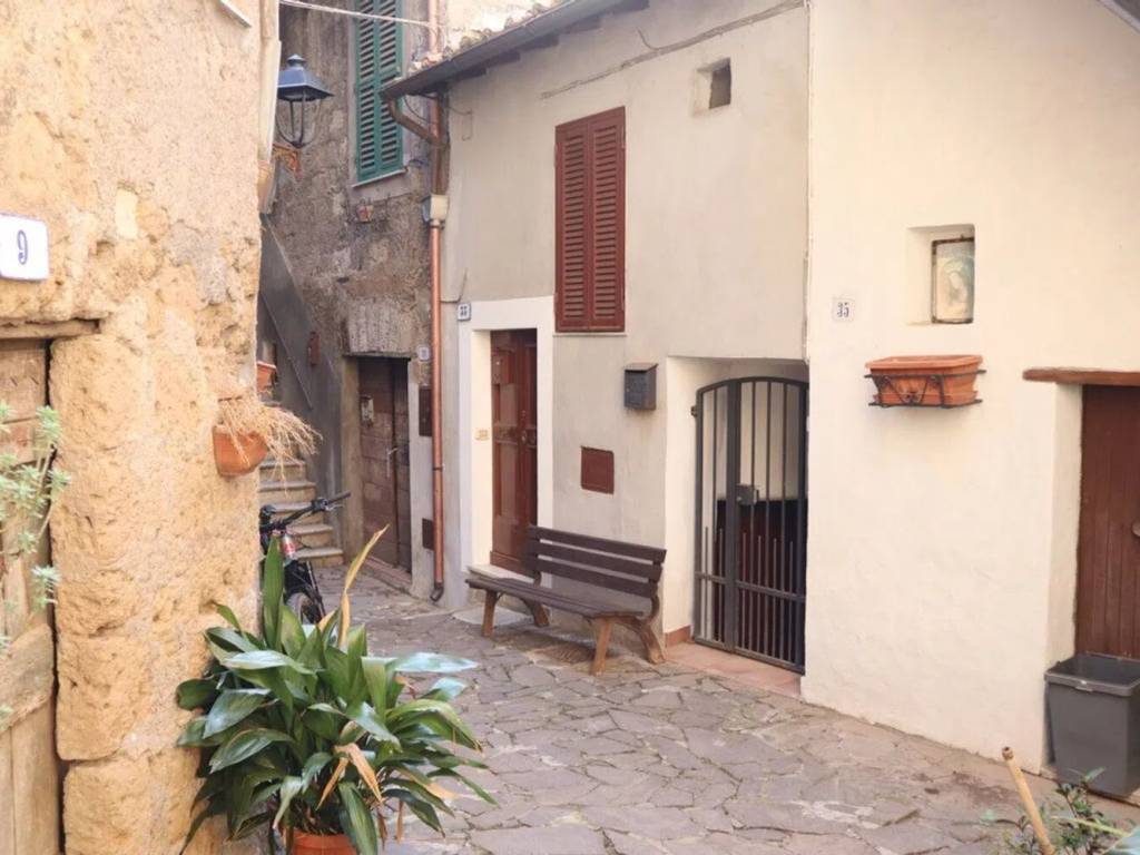 appartamento in vendita a Bassano Romano