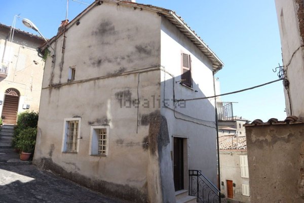 appartamento in vendita a Bassano Romano