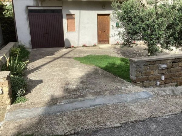 appartamento in vendita a Bassano Romano
