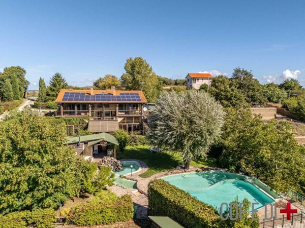 casa indipendente in vendita a Bassano Romano