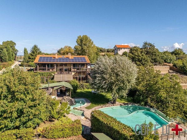 casale in vendita a Bassano Romano