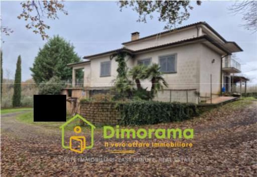 casa indipendente in vendita a Bassano Romano