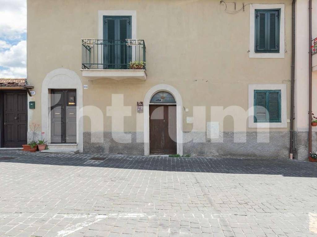 appartamento in vendita a Bassano Romano