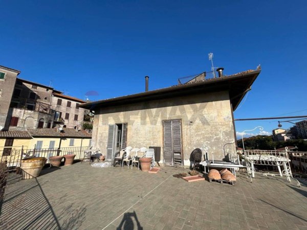 appartamento in vendita a Bassano Romano