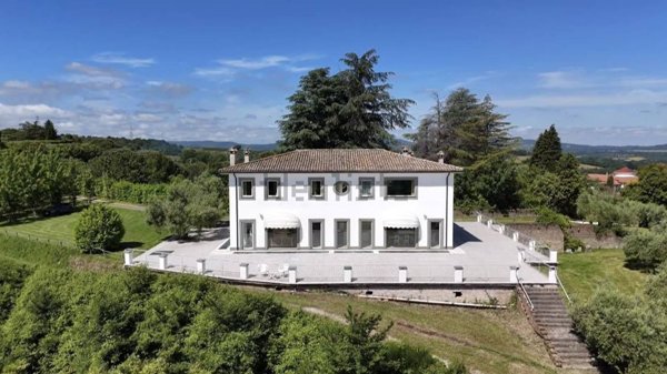 casa indipendente in vendita a Bassano Romano