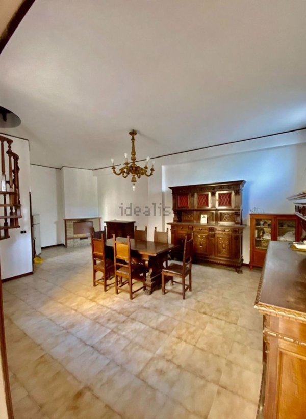 pentavano in vendita a Bassano Romano