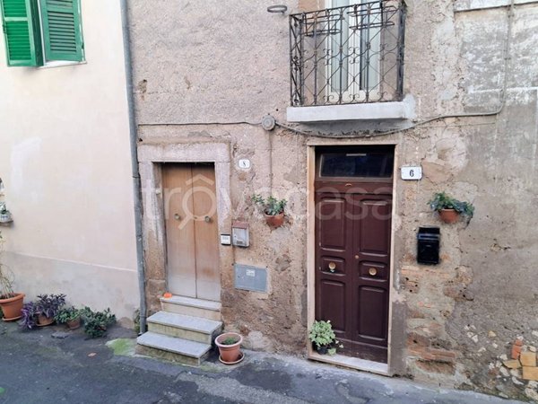 appartamento in vendita a Bassano Romano