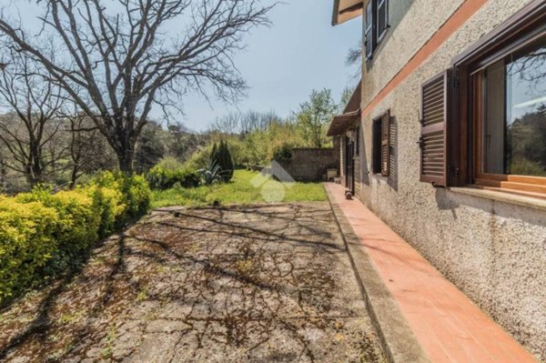 casa indipendente in vendita a Bassano Romano