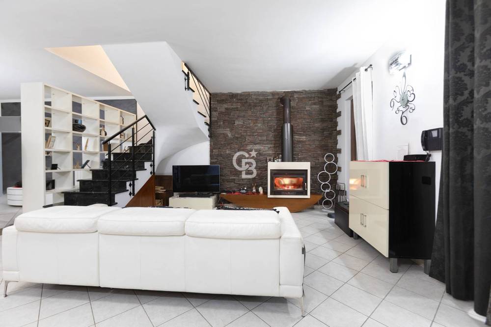 casa indipendente in vendita a Bassano Romano