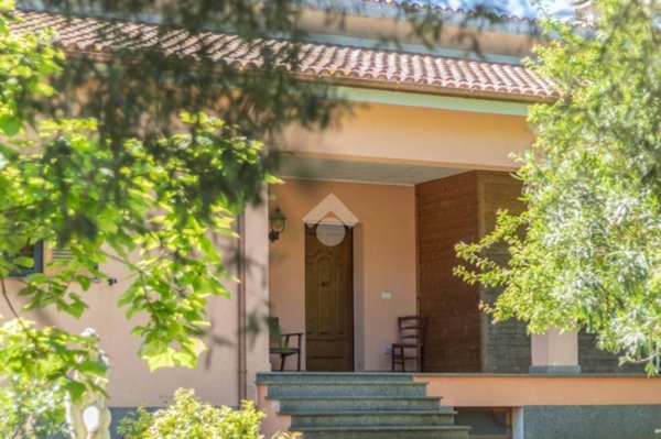 casa indipendente in vendita a Bassano Romano