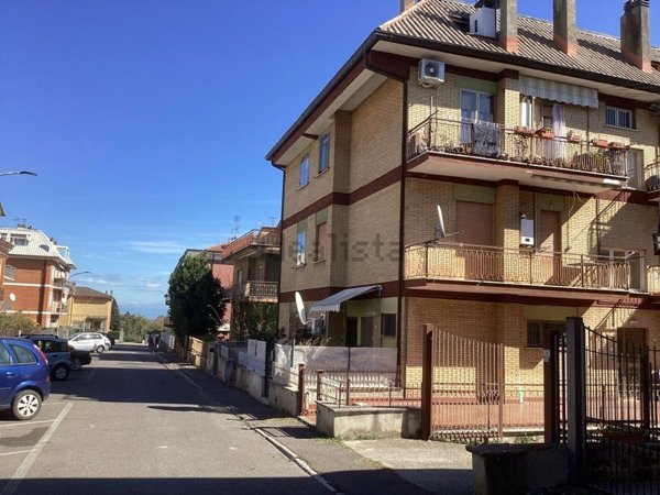 appartamento in vendita a Bassano Romano