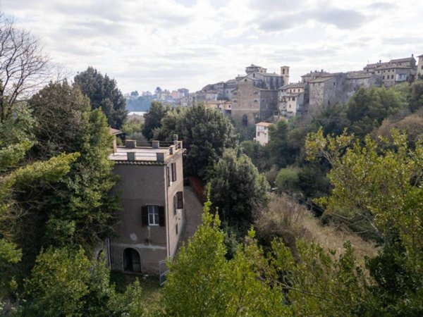 casa indipendente in vendita a Bassano Romano