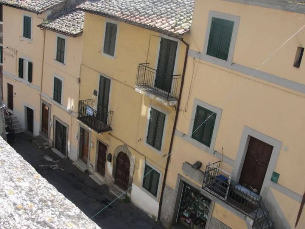 appartamento in vendita a Bassano Romano