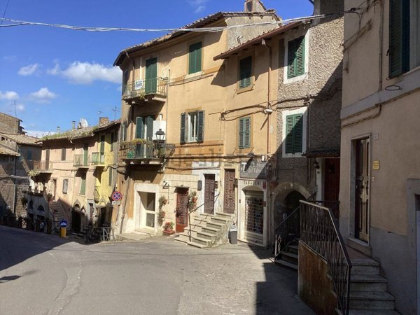 appartamento in vendita a Bassano Romano