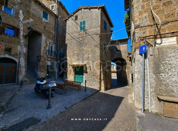 casa indipendente in vendita a Bassano Romano
