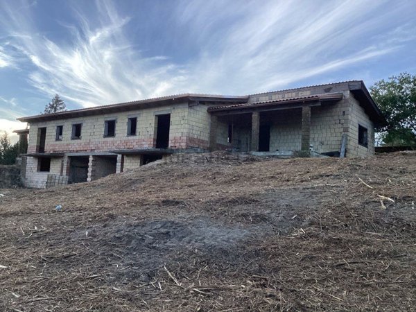 casa indipendente in vendita a Bassano Romano