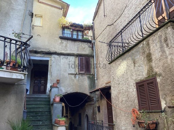 appartamento in vendita a Bassano Romano