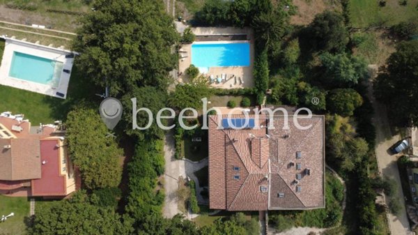 casa indipendente in vendita a Bassano Romano