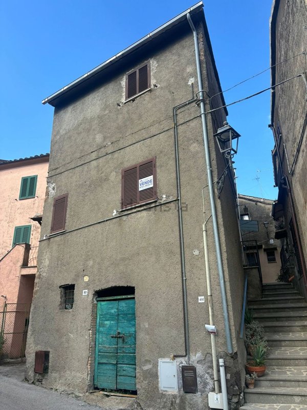 appartamento in vendita a Bassano in Teverina