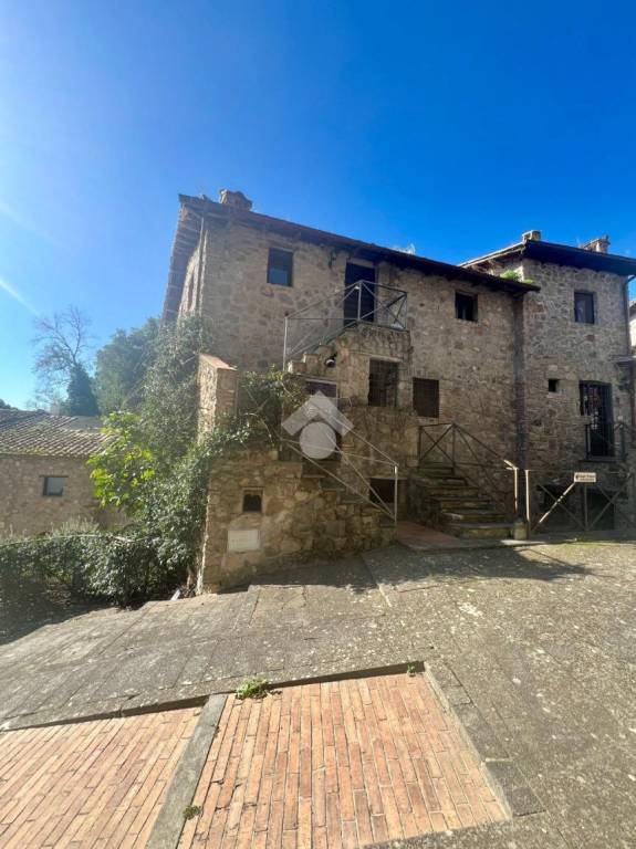 appartamento in vendita a Bassano in Teverina