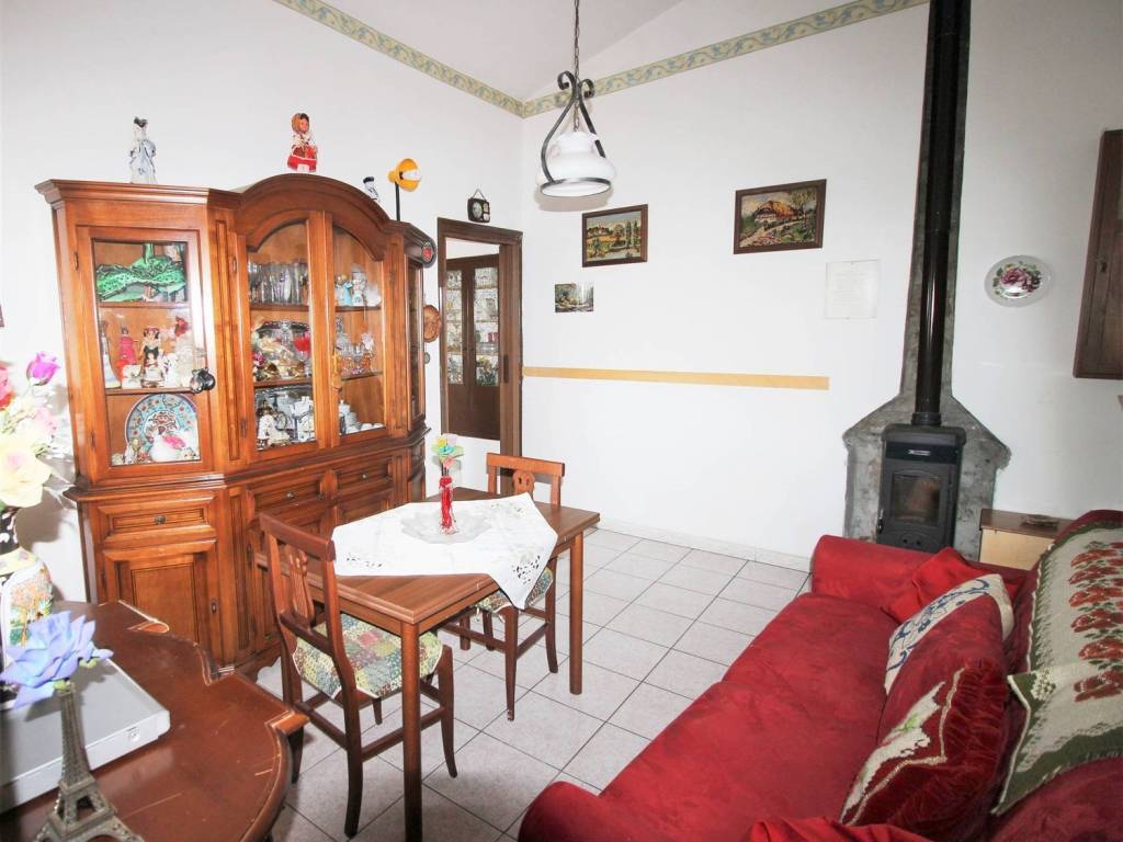 appartamento in vendita a Bassano in Teverina