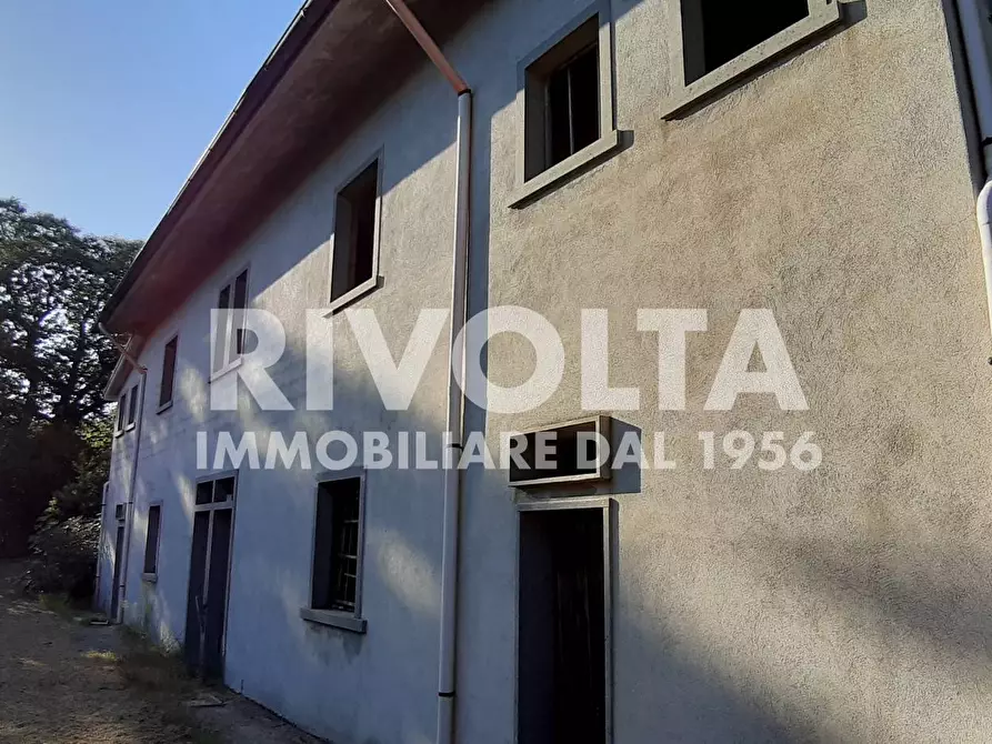 casa indipendente in vendita a Bassano in Teverina