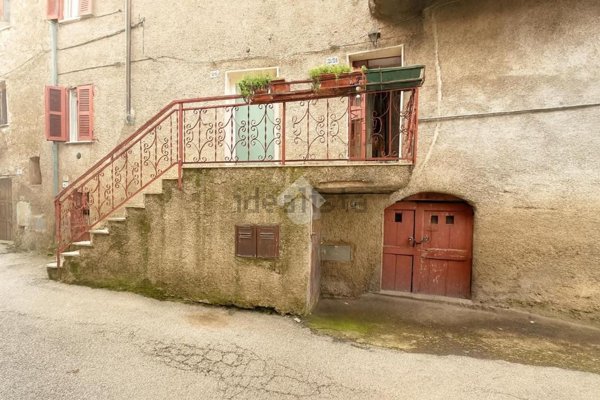 appartamento in vendita a Bassano in Teverina