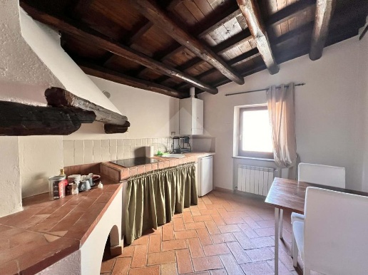 appartamento in vendita a Bassano in Teverina