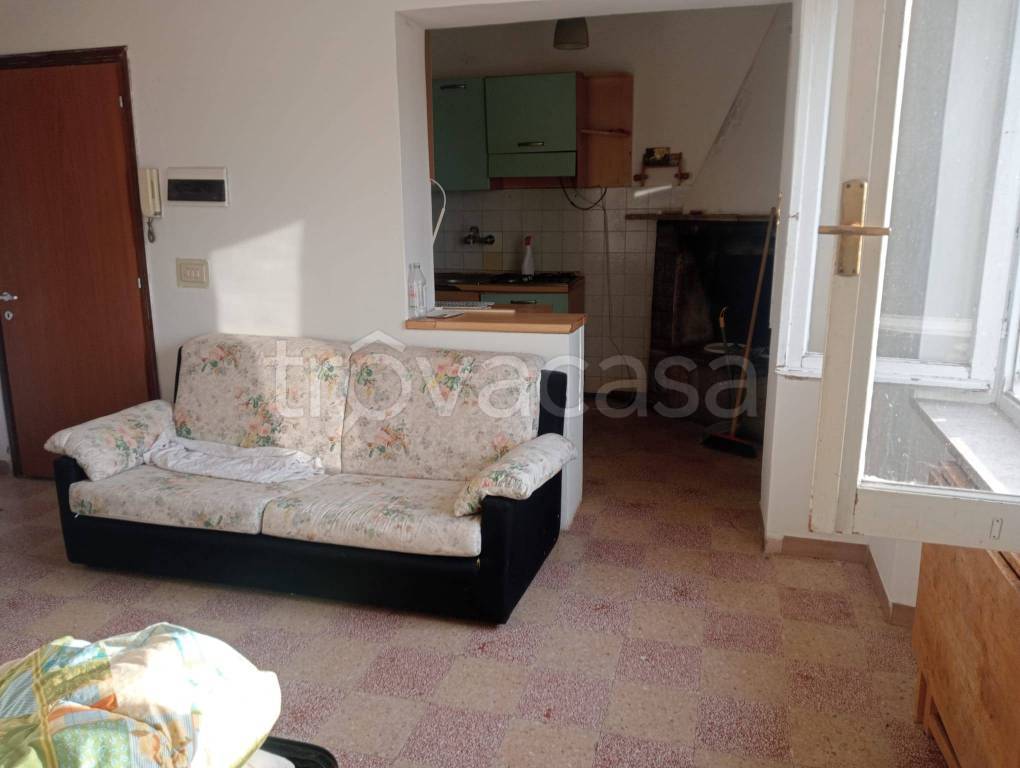 appartamento in vendita a Bassano in Teverina