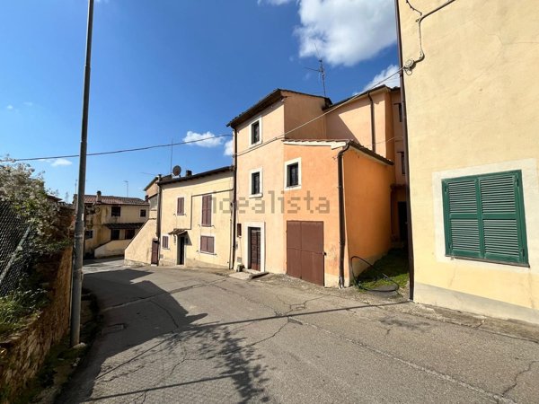 appartamento in vendita a Bassano in Teverina