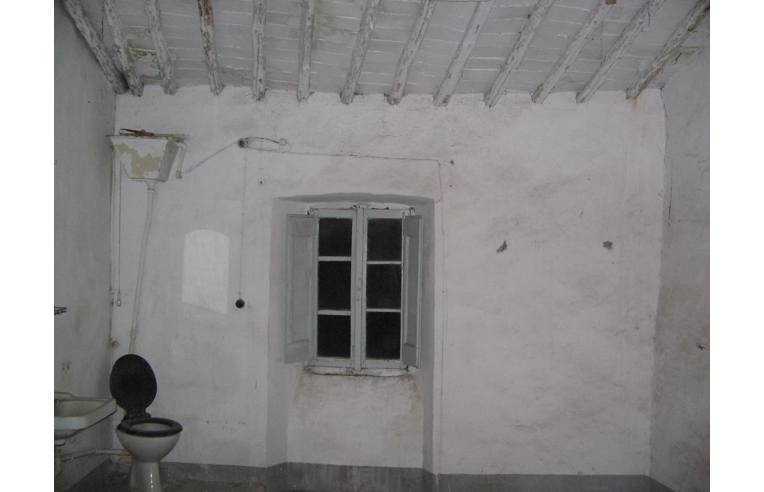 casa indipendente in vendita a Bassano in Teverina