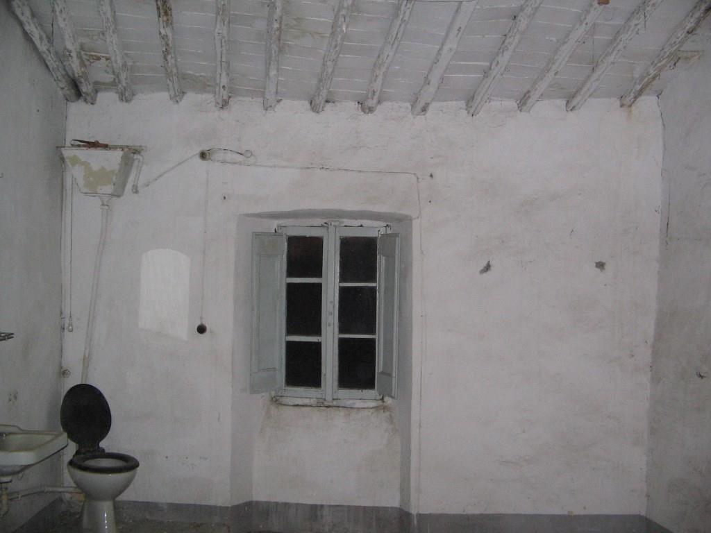 casa indipendente in vendita a Bassano in Teverina