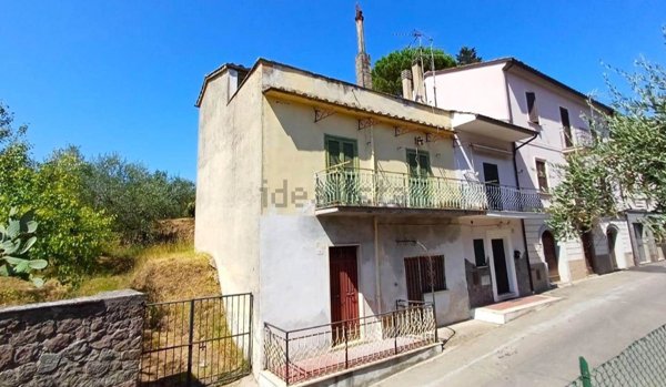 appartamento in vendita a Bassano in Teverina