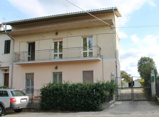 appartamento in vendita a Bassano in Teverina