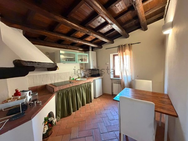 appartamento in vendita a Bassano in Teverina